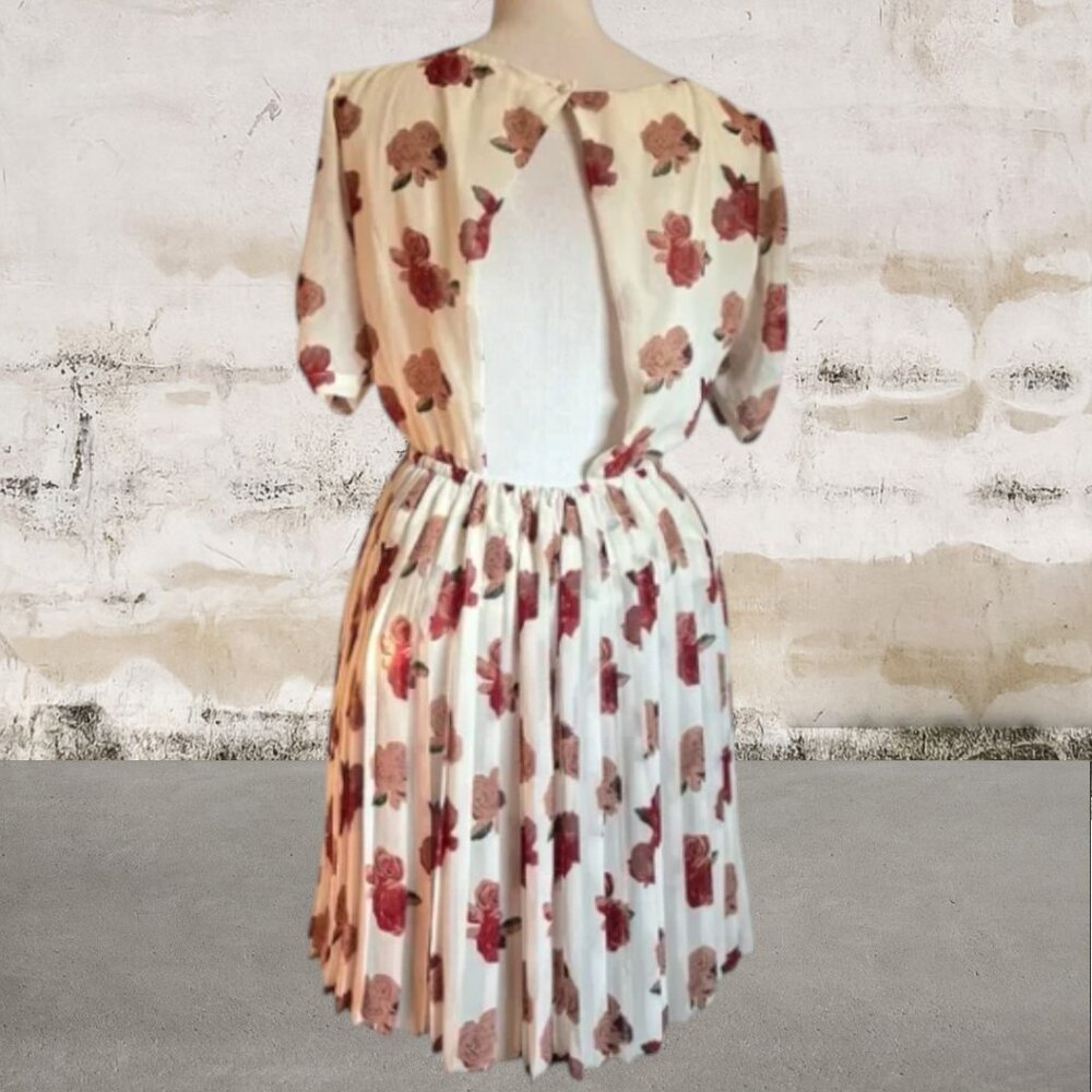 Pins & Needles Floral Open Back Dolman Sleeve Sundress Size Small - Picture 3 of 5